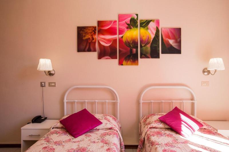 Hotel Arcoveggio Bolonya Dış mekan fotoğraf