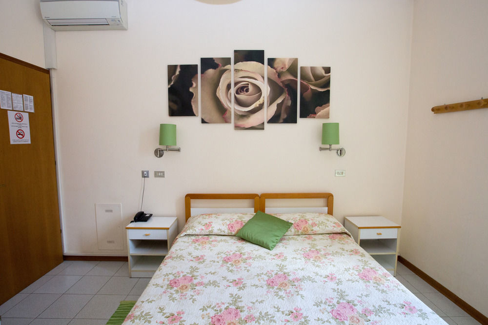 Hotel Arcoveggio Bolonya Dış mekan fotoğraf