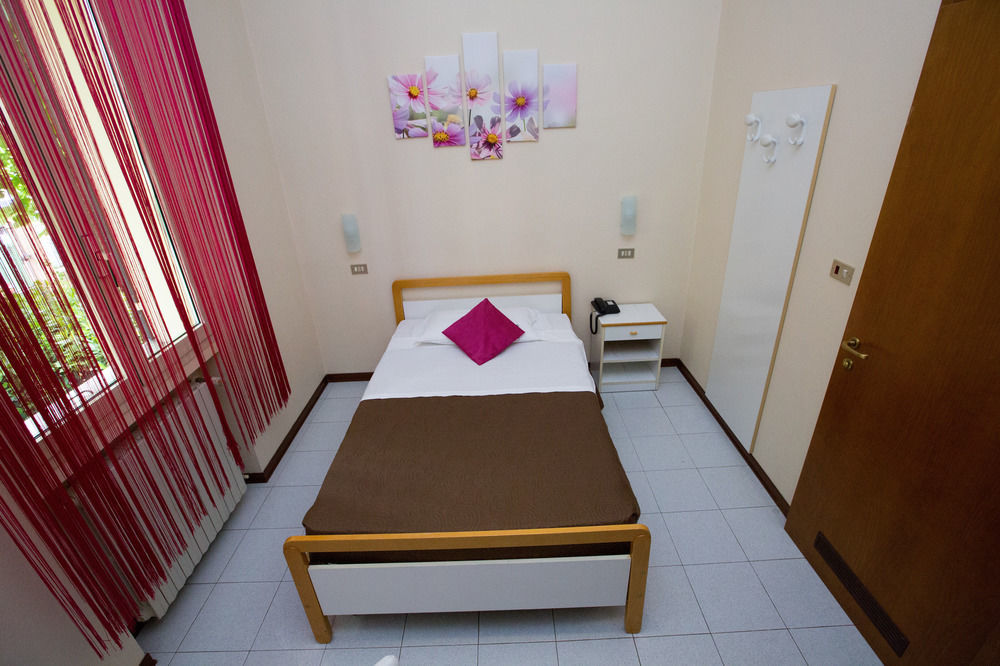Hotel Arcoveggio Bolonya Dış mekan fotoğraf